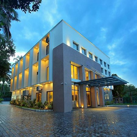 Hotel San Колам Екстериор снимка