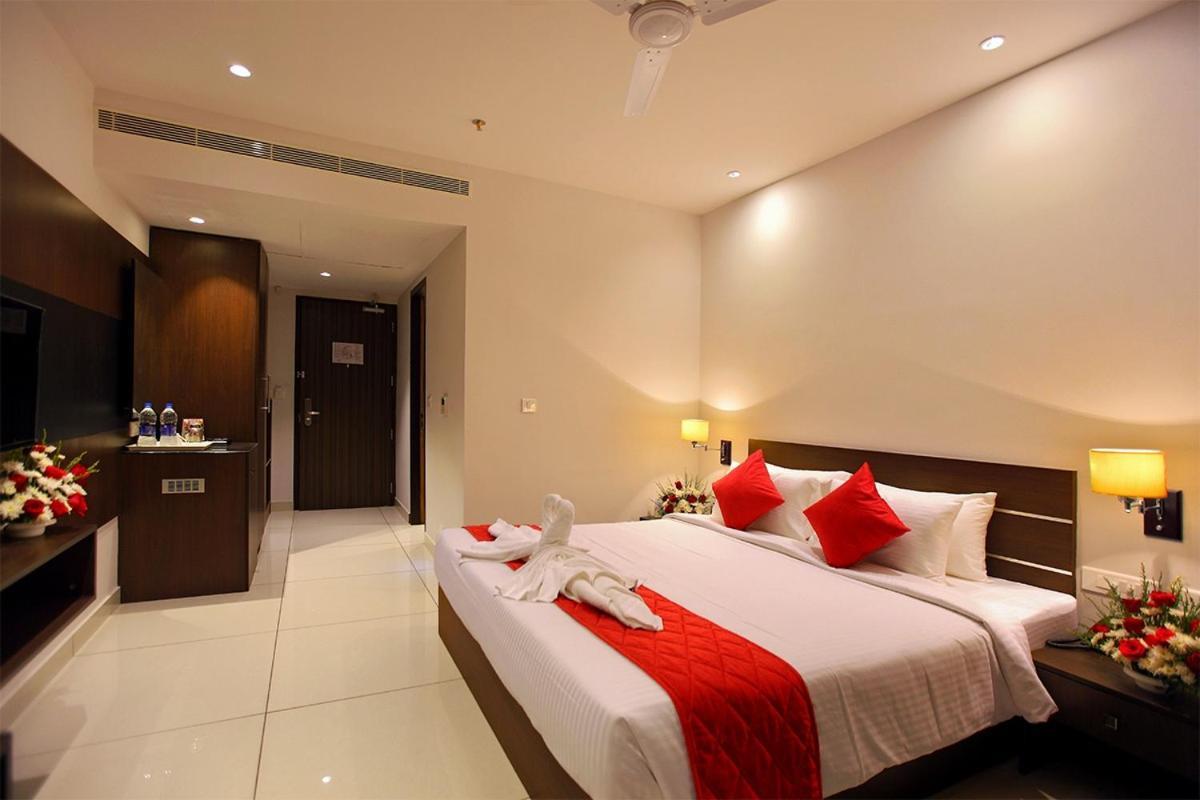 Hotel San Колам Екстериор снимка